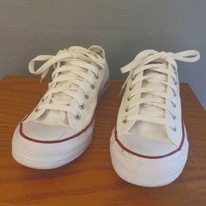 Women's size 9 white converse